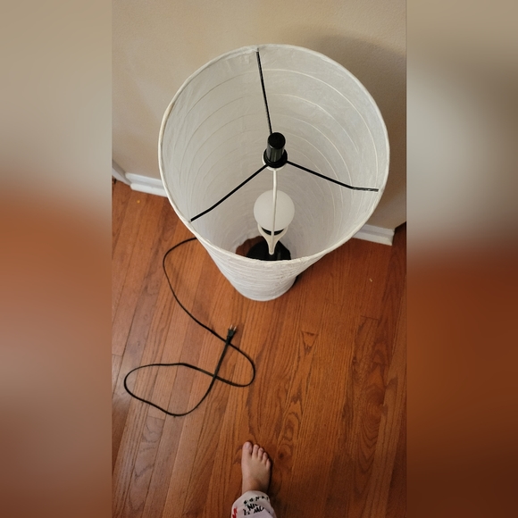 Ikea light - Picture 3 of 5